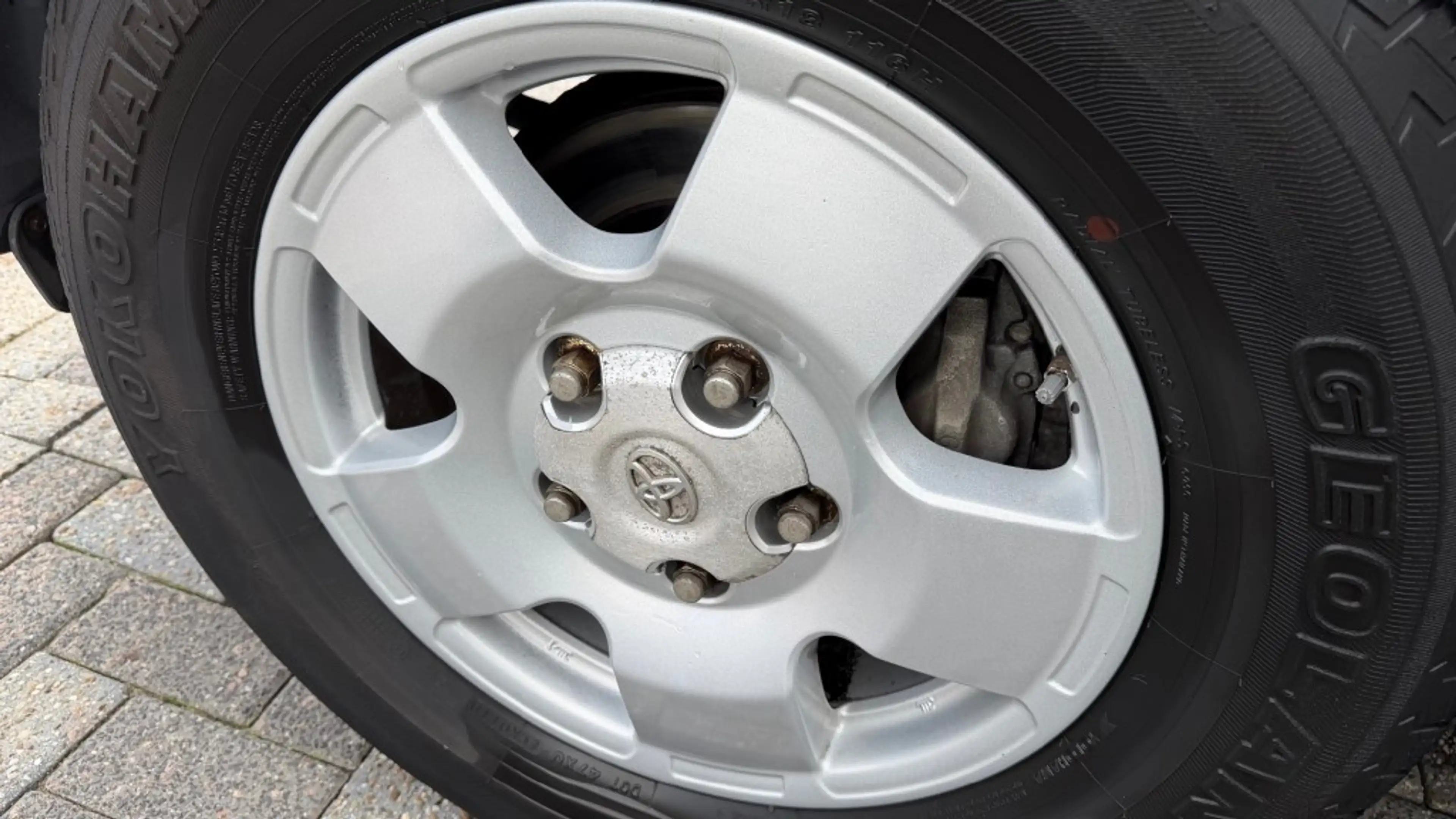 Toyota Tundra 5.7 V8 Double Cab — photo 11