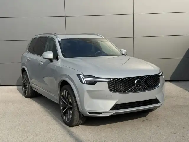Volvo XC90 T8 AWD PHEV 18,8kWh Plus Bright Ansicht 1