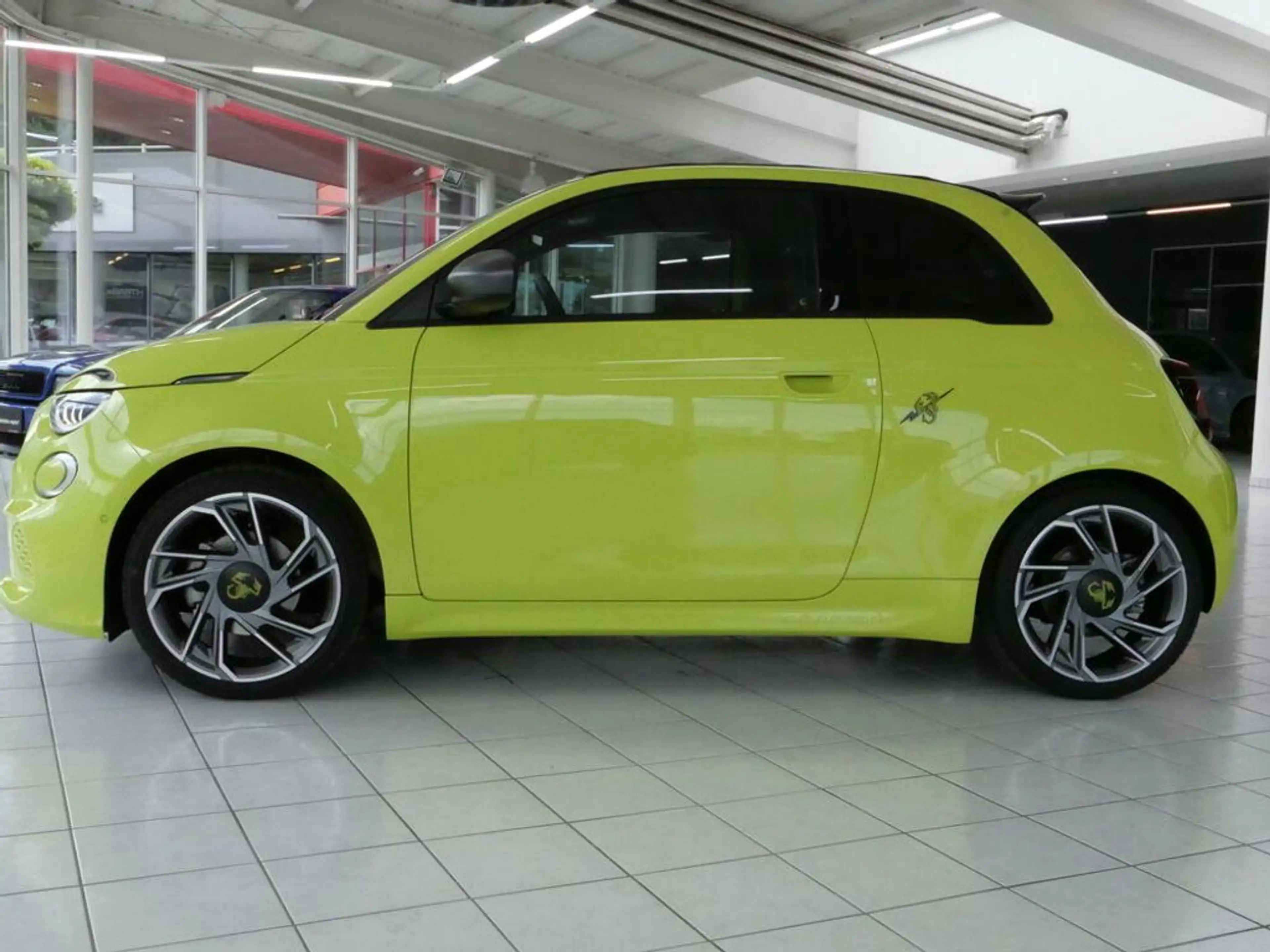 Abarth 500 500e Cabrio Turismo *SPORTPAKET*CARPLAY*LED* — photo 4