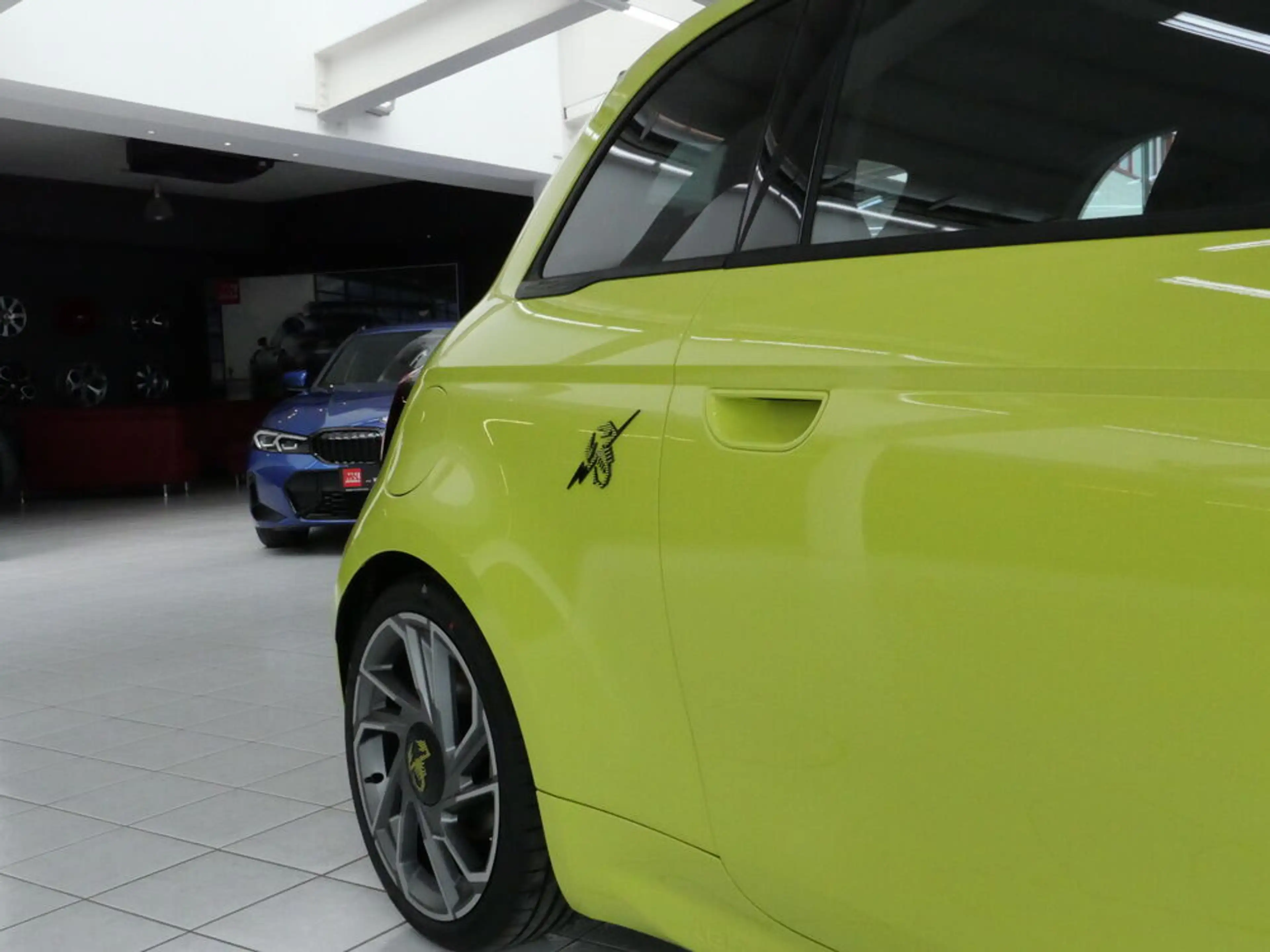 Abarth 500 500e Cabrio Turismo *SPORTPAKET*CARPLAY*LED* — photo 9