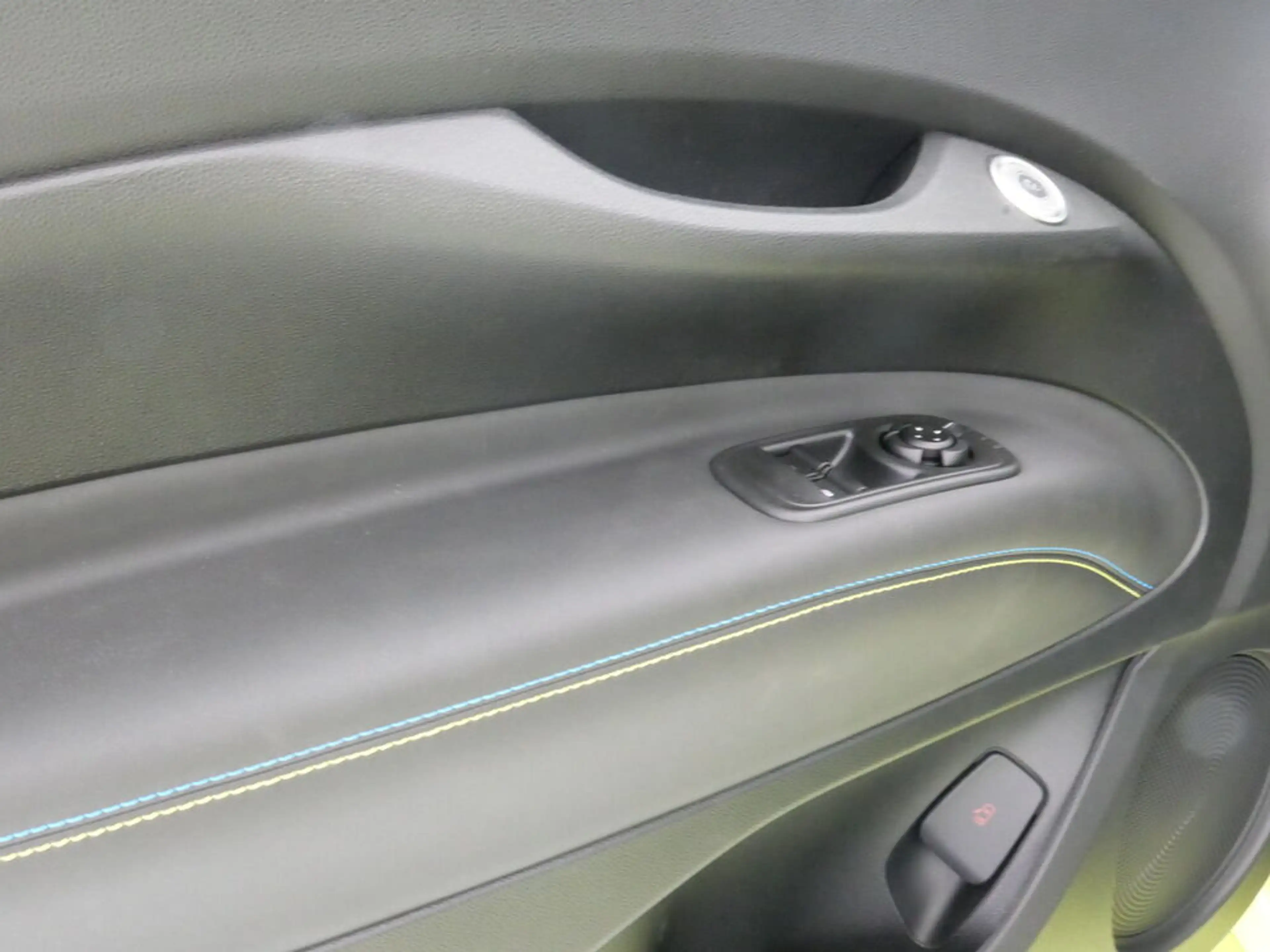 Abarth 500 500e Cabrio Turismo *SPORTPAKET*CARPLAY*LED* — photo 15