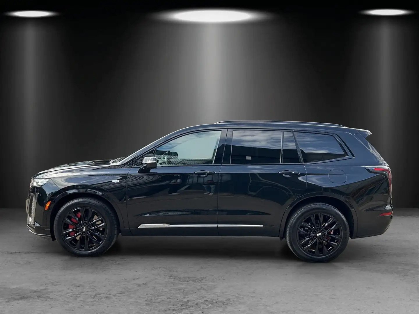 Cadillac XT6 Sport 3.6 AWD 7-SITZER/SHZ/LED/NAVI/AHK/PANO Чорний - 2