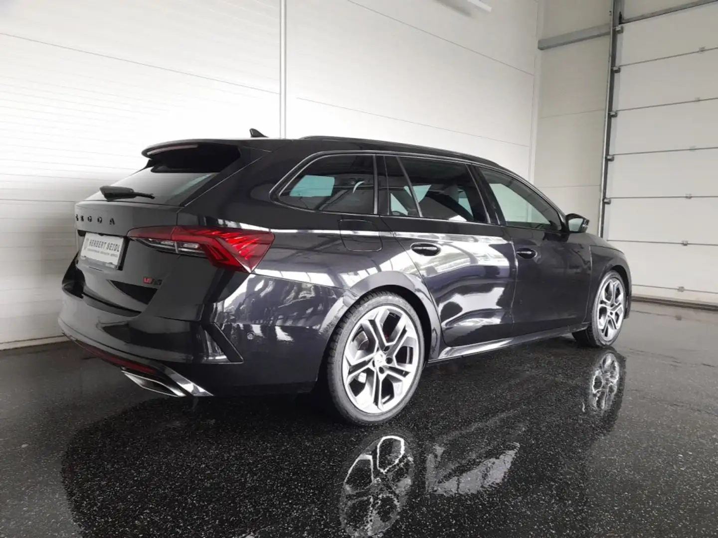 Skoda Octavia Combi "RS PLUS" 2,0 TDI DSG *19 ZOLL / RS EXKLUSIV INTERIEUR / MATRIX-LED / HEAD-UP / MEMORY TEILLEDER / CANTON* Schwarz - 2
