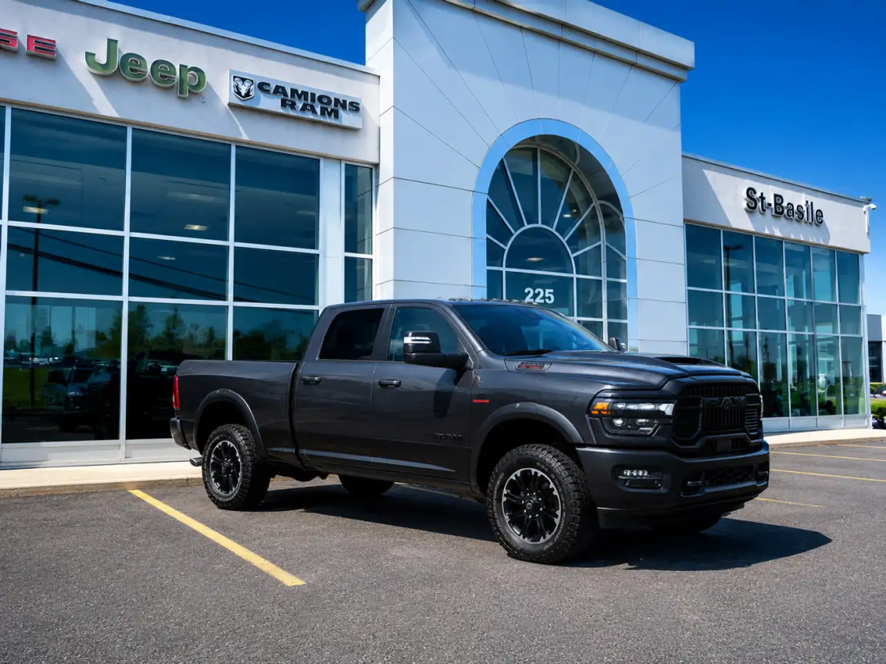RAM 2500 снимка RAM 2500