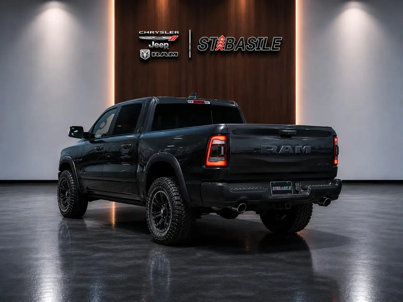 RAM 2500 снимка RAM 2500