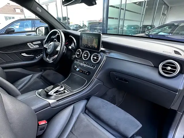 Mercedes-Benz GLC view 15