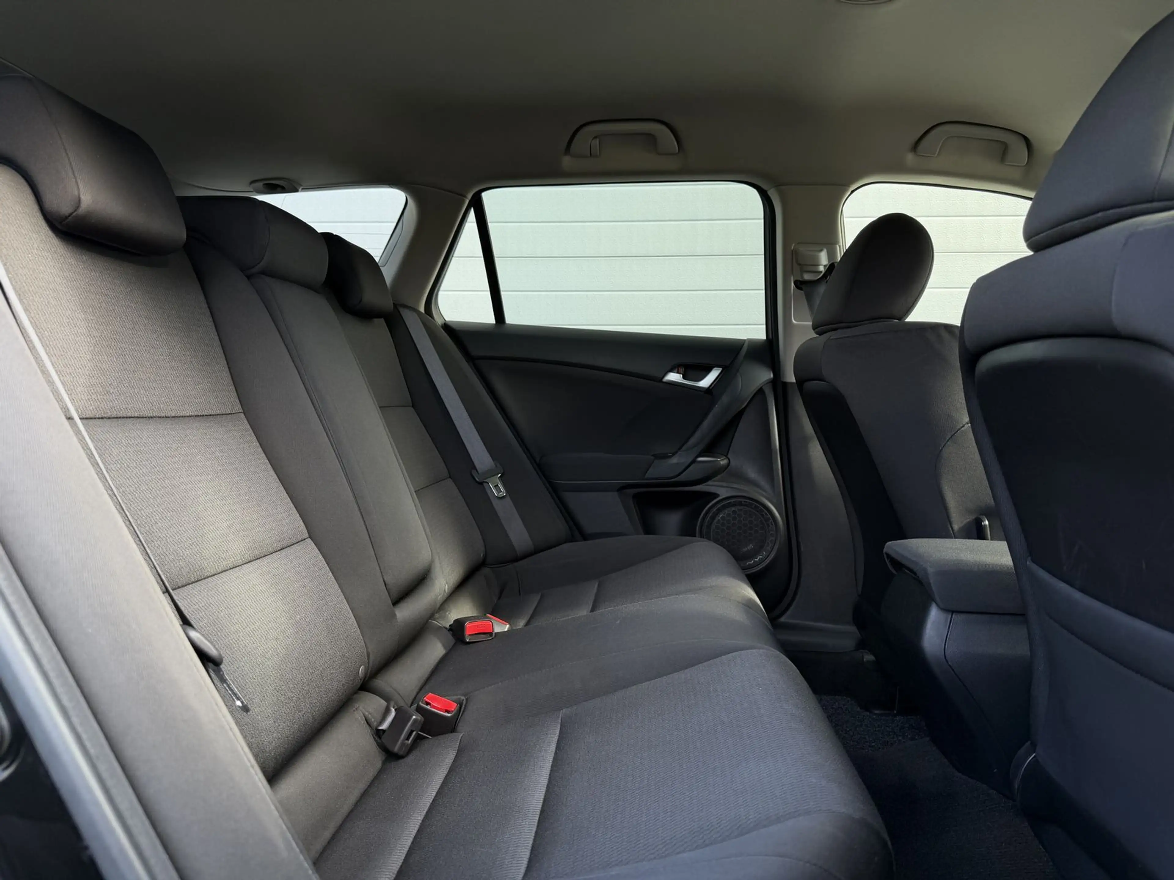 Honda Accord Lifestyle 2.0 Bi-Xenon/Klima/PDC/SHZ — photo 9
