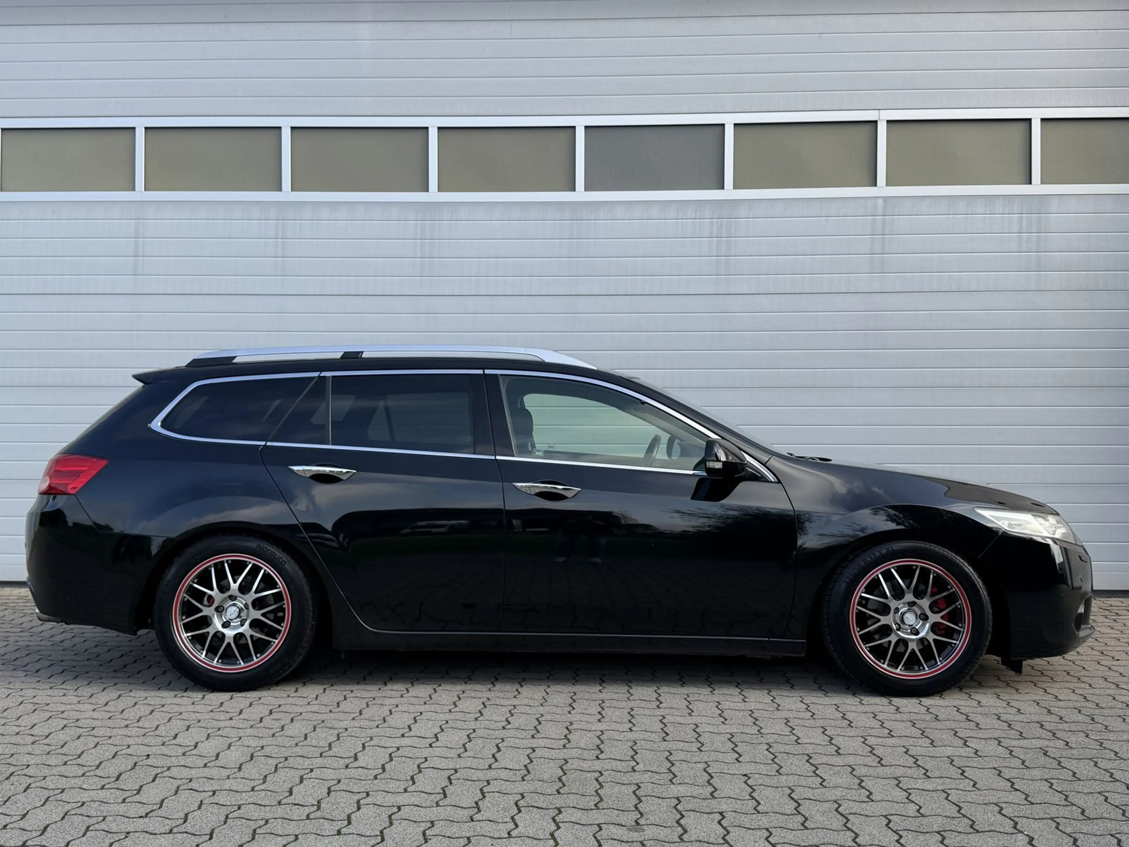 Honda Accord Lifestyle 2.0 Bi-Xenon/Klima/PDC/SHZ — photo 2