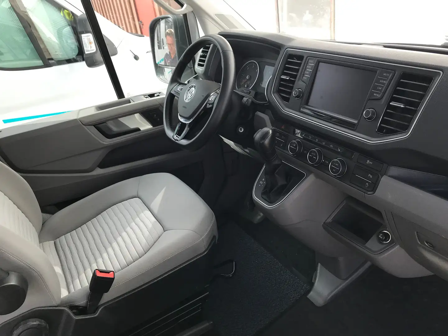 Volkswagen Grand California Grand California Autm. VA 600 Silber - 2