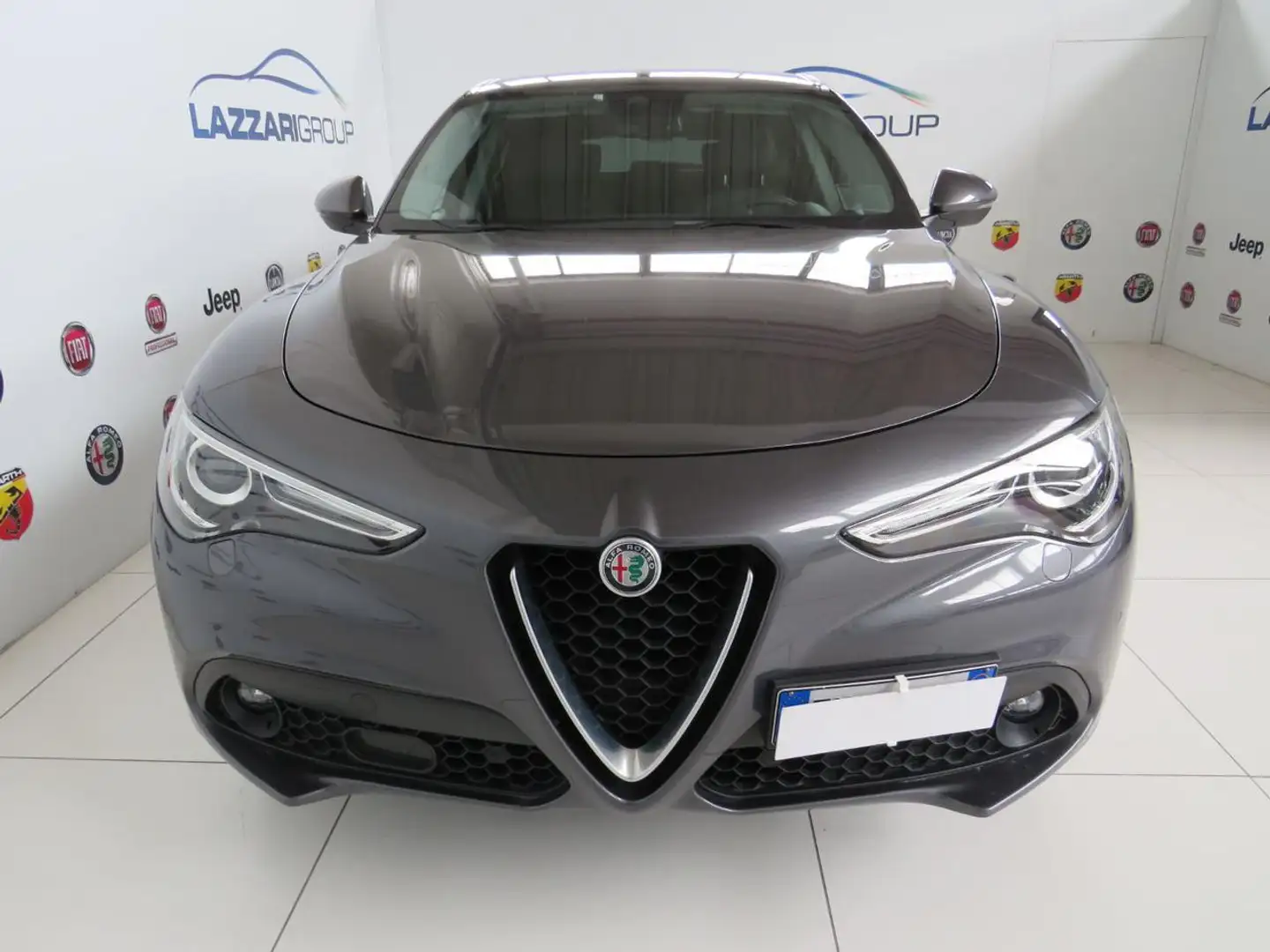 Alfa Romeo Stelvio 2.2 Turbodiesel 190 CV AT8 Q4 Executive MY19 Grigio - 2