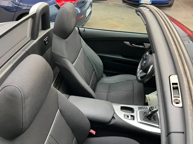 BMW Z4 view 8