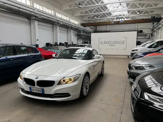 BMW Z4 main image
