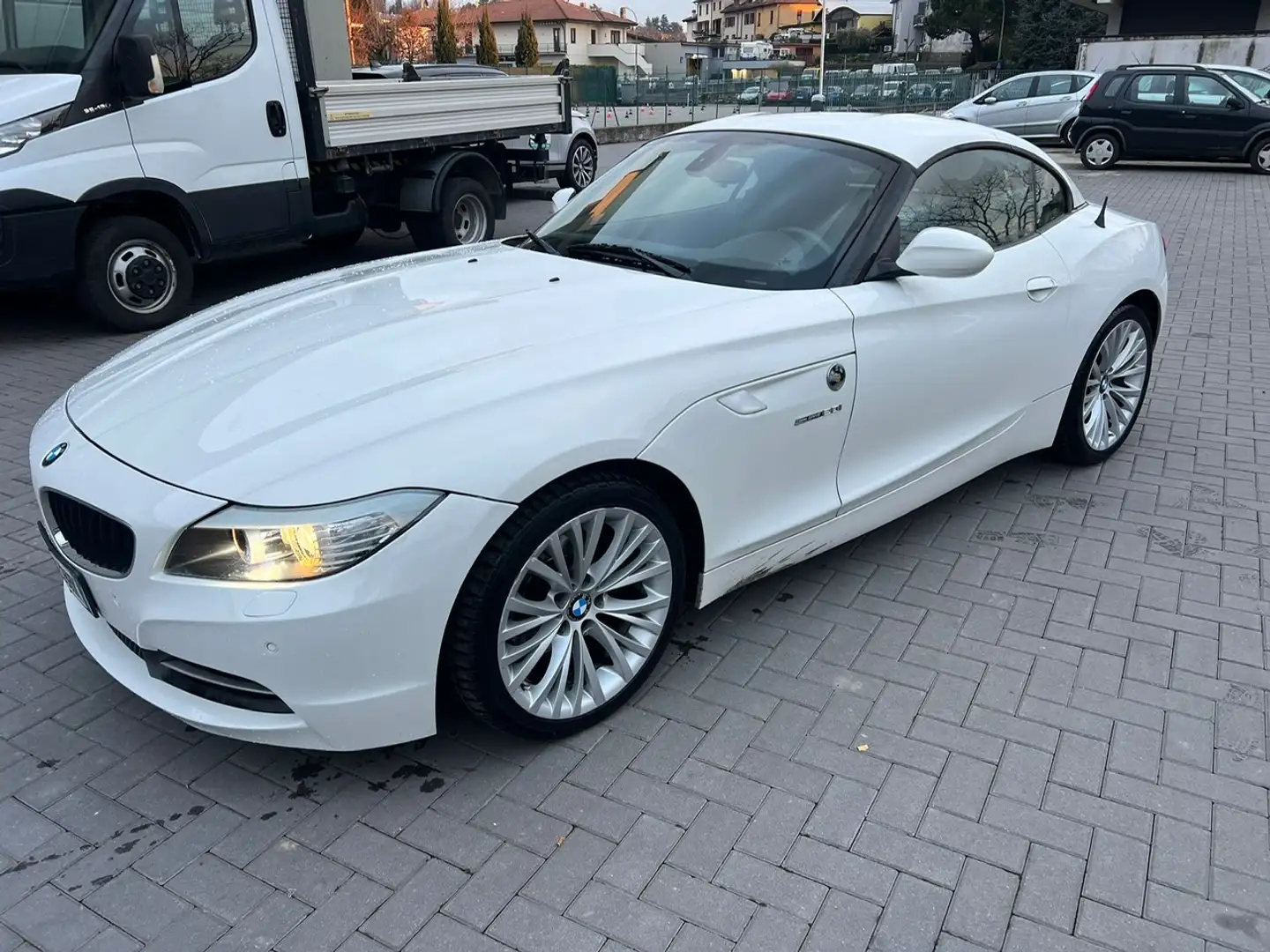 BMW Z4 Z4 E89 sdrive20i Weiß - 1