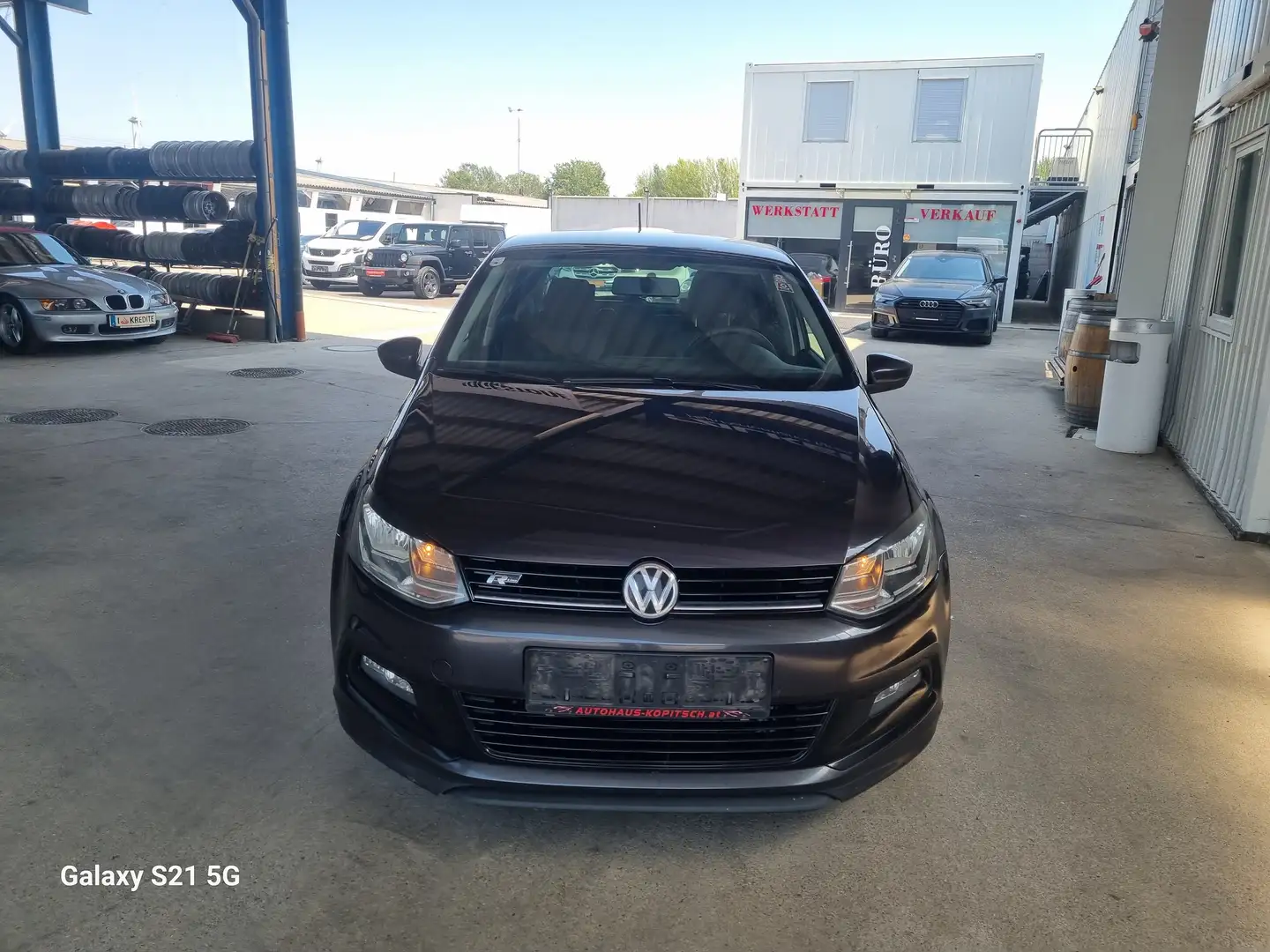 Volkswagen Polo 1,0 R-Line - guter Zustand! Grau - 2