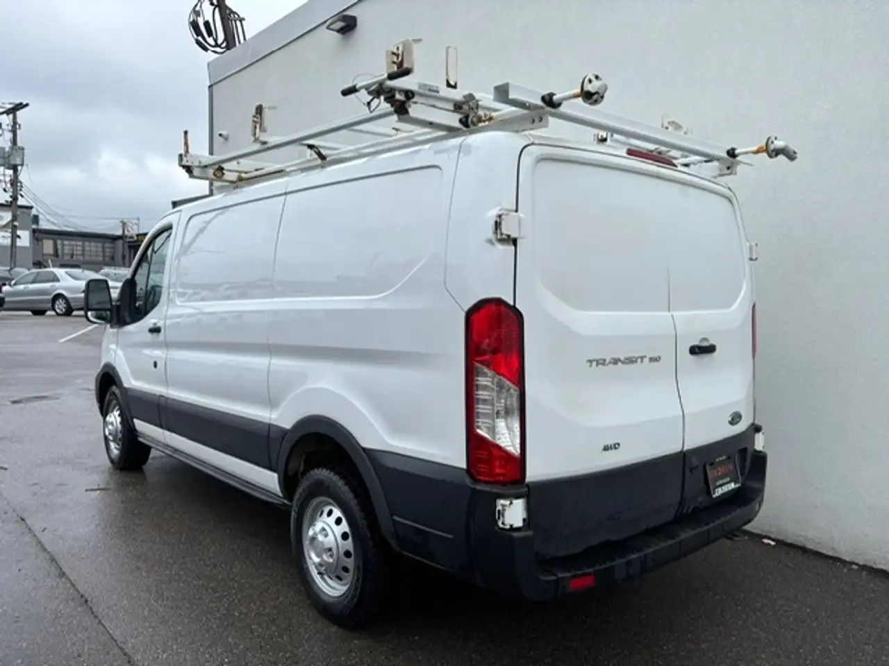 Ford Transit Cargo Van снимка Ford Transit Cargo Van