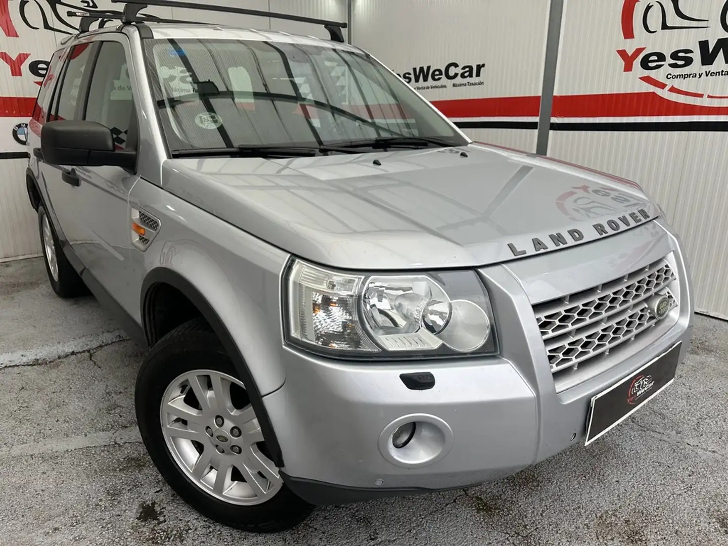 Land Rover Freelander 2.2Td4 SE Gris - 1