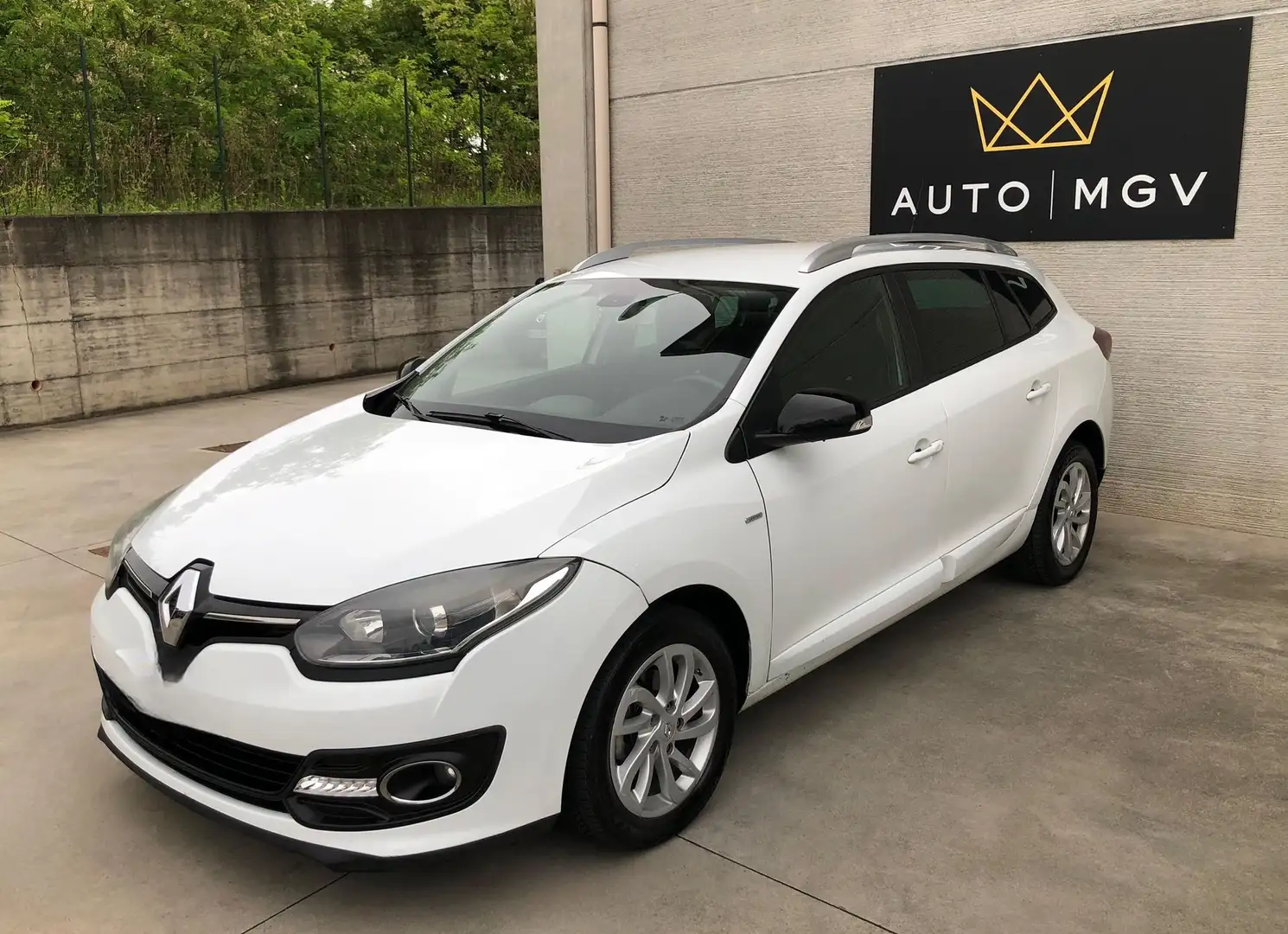 Renault Megane Megane SporTour 1.2 tce Limited s&s 115cv PERFETTA Білий - 1
