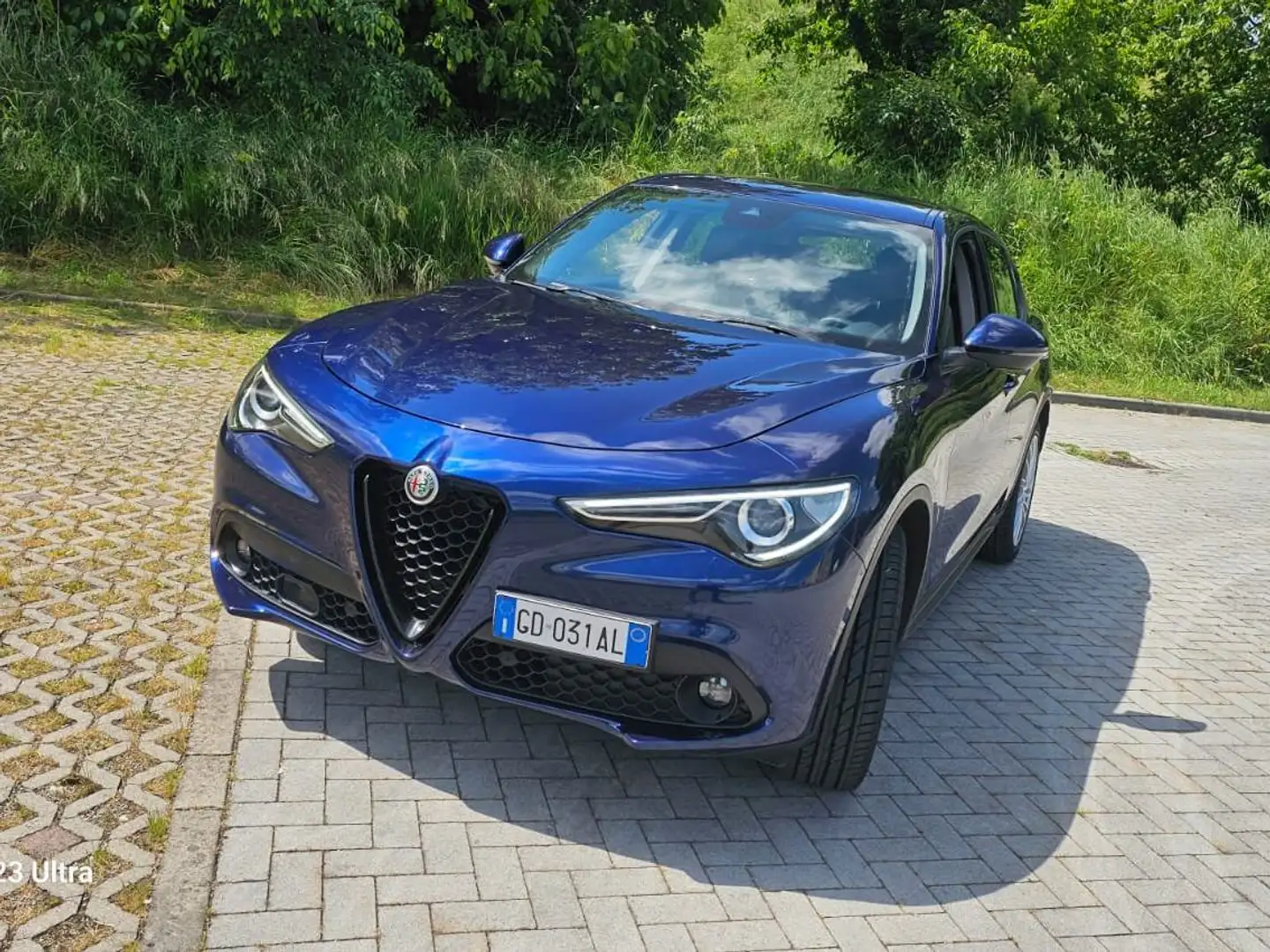 Alfa Romeo Stelvio Stelvio 2.2 t Business rwd 190cv auto Bleu - 1