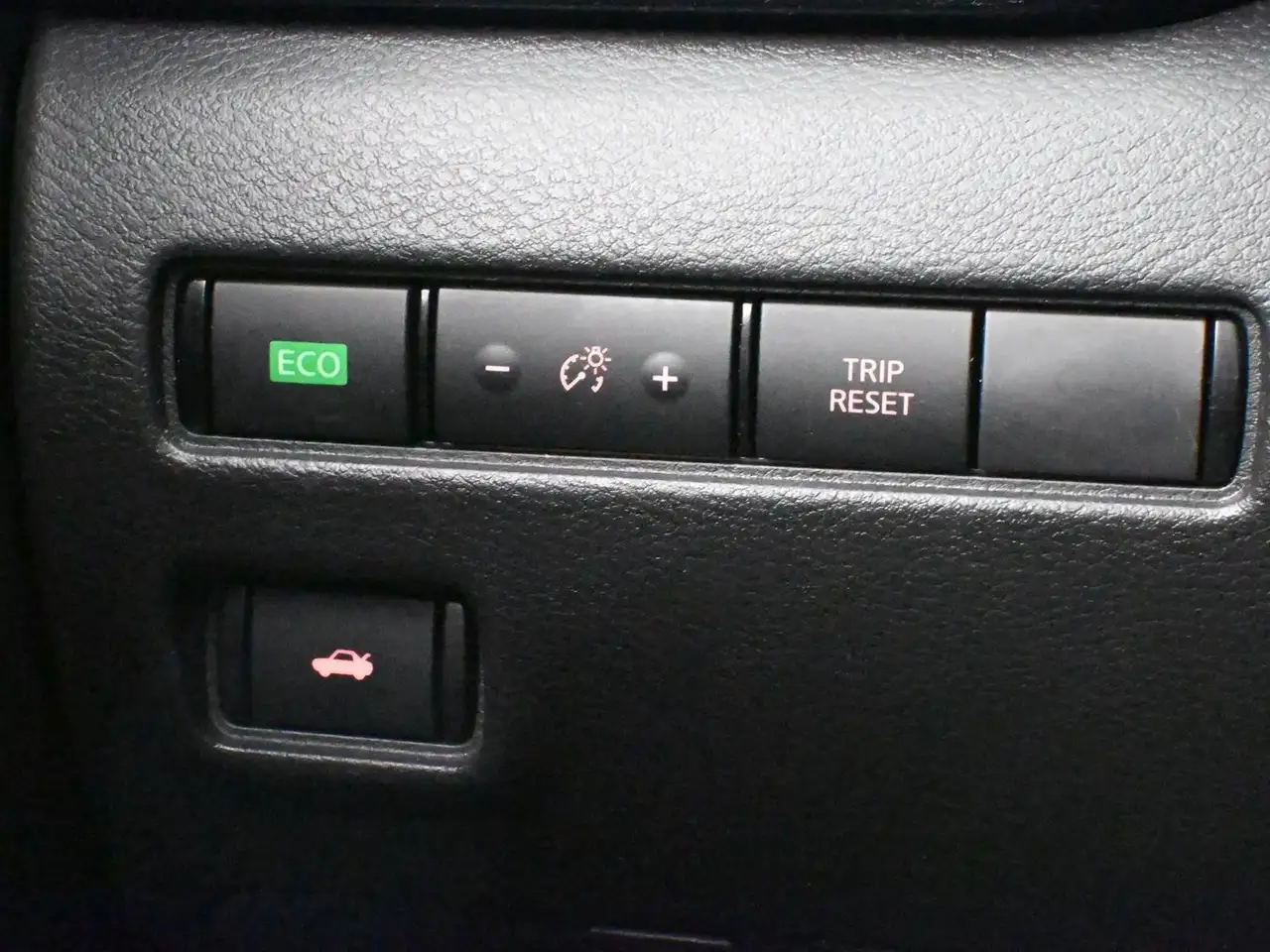 Nissan Sentra снимка Nissan Sentra
