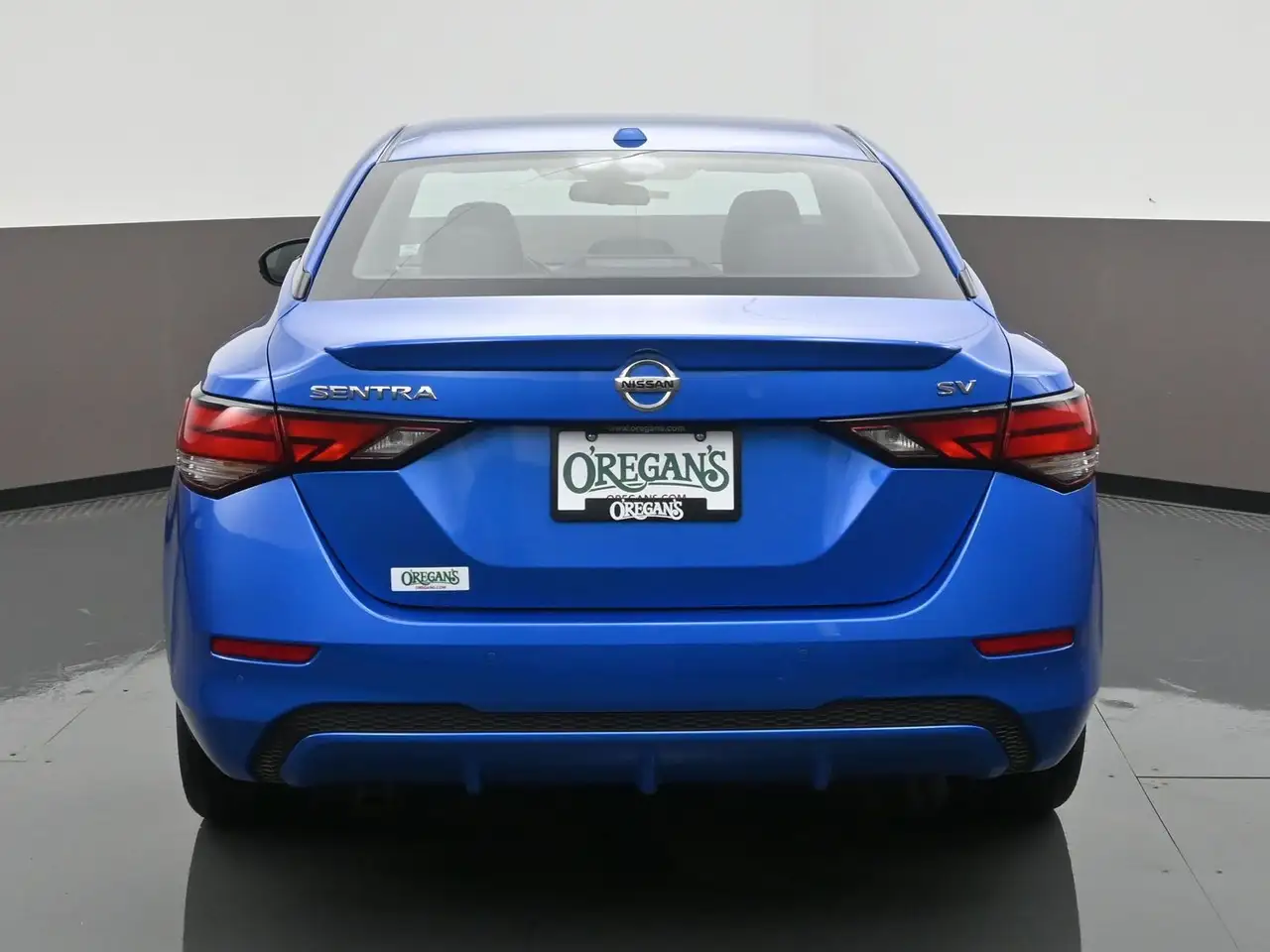 Nissan Sentra снимка Nissan Sentra
