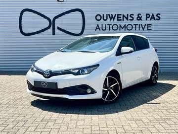 1.8 Hybrid Dynamic | DEALERONDERH. | STOELVERW. |