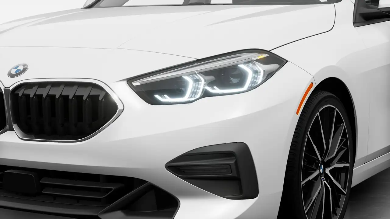 BMW 2 Series снимка BMW 2 Series