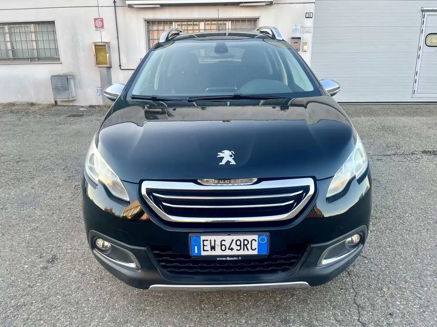 Peugeot 2008 1.6 e-hdi perfetta cinghia e tagliando fatti - 2