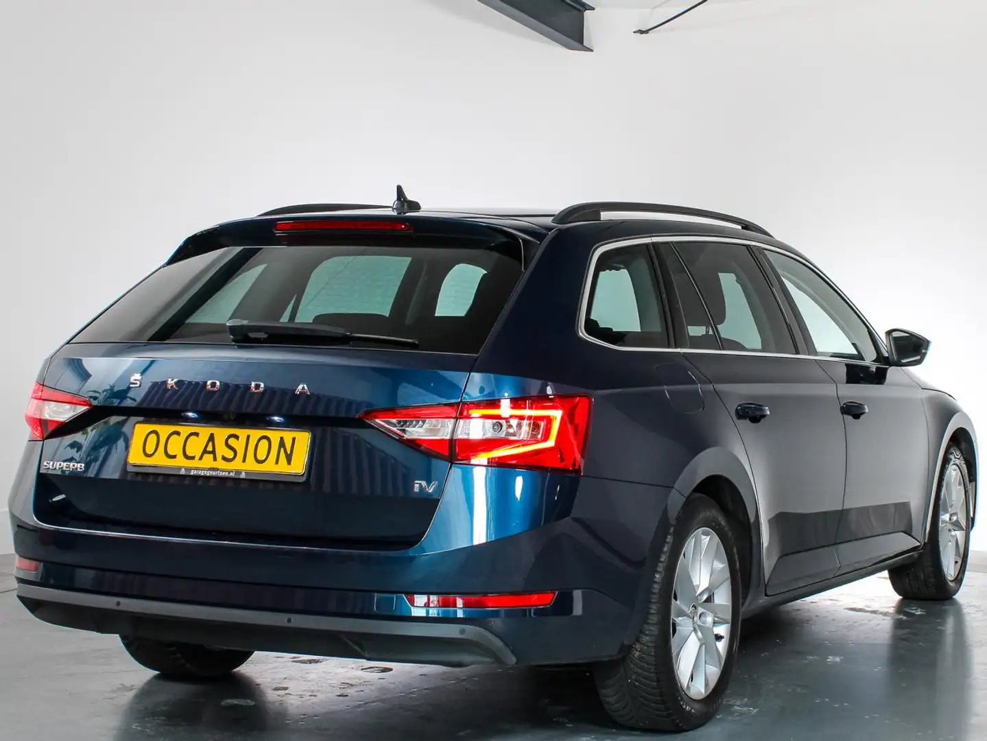 Skoda Superb Combi 1.4 TSI iV Business Edition, PHEV, LED, Crui Blauw - 2
