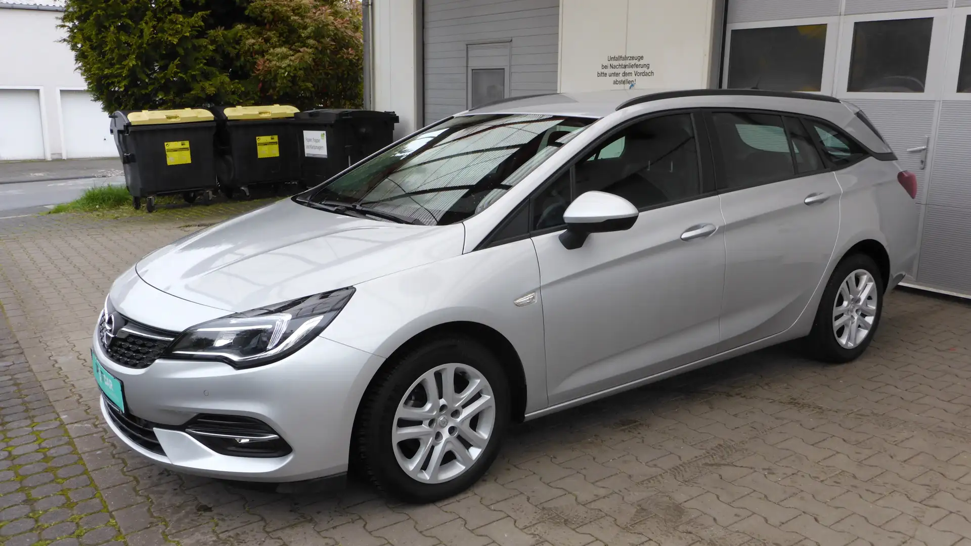 Opel Astra Edition Start/Stop Silber - 1