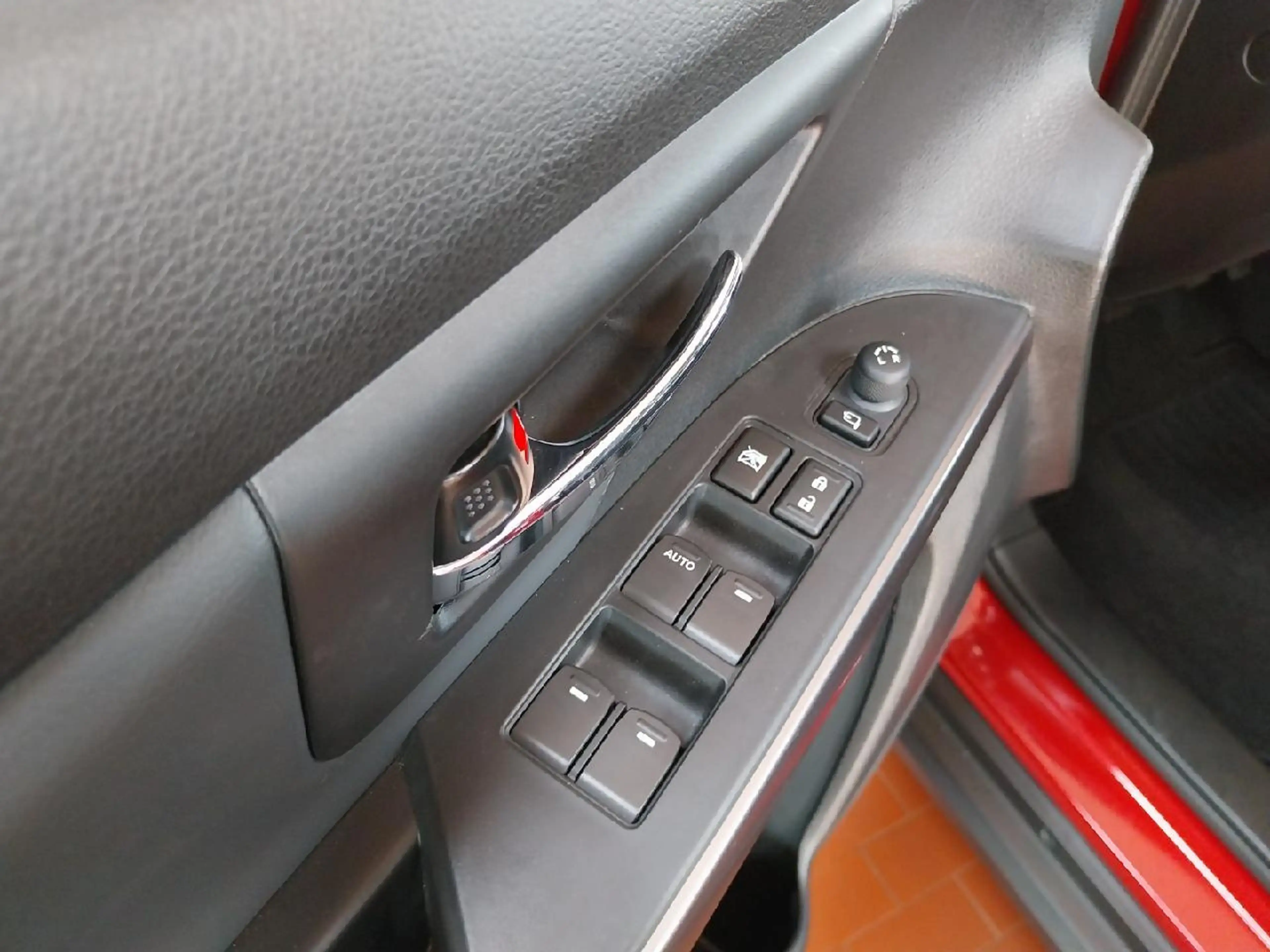 Suzuki S-Cross Comfort+ AllGrip 4x4 Pano 360° Keyless — photo 12