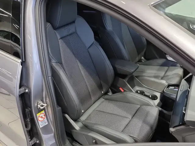 Audi Q4 e-tron Audi Q4 45 e-tron quattro Ansicht 12