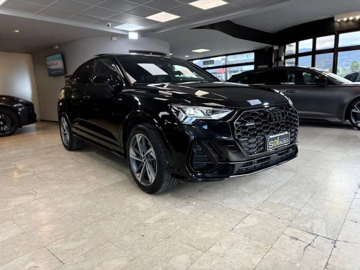 Audi Q3 40 2.0 tdi Edition quattro 190cv s-tronic - 2