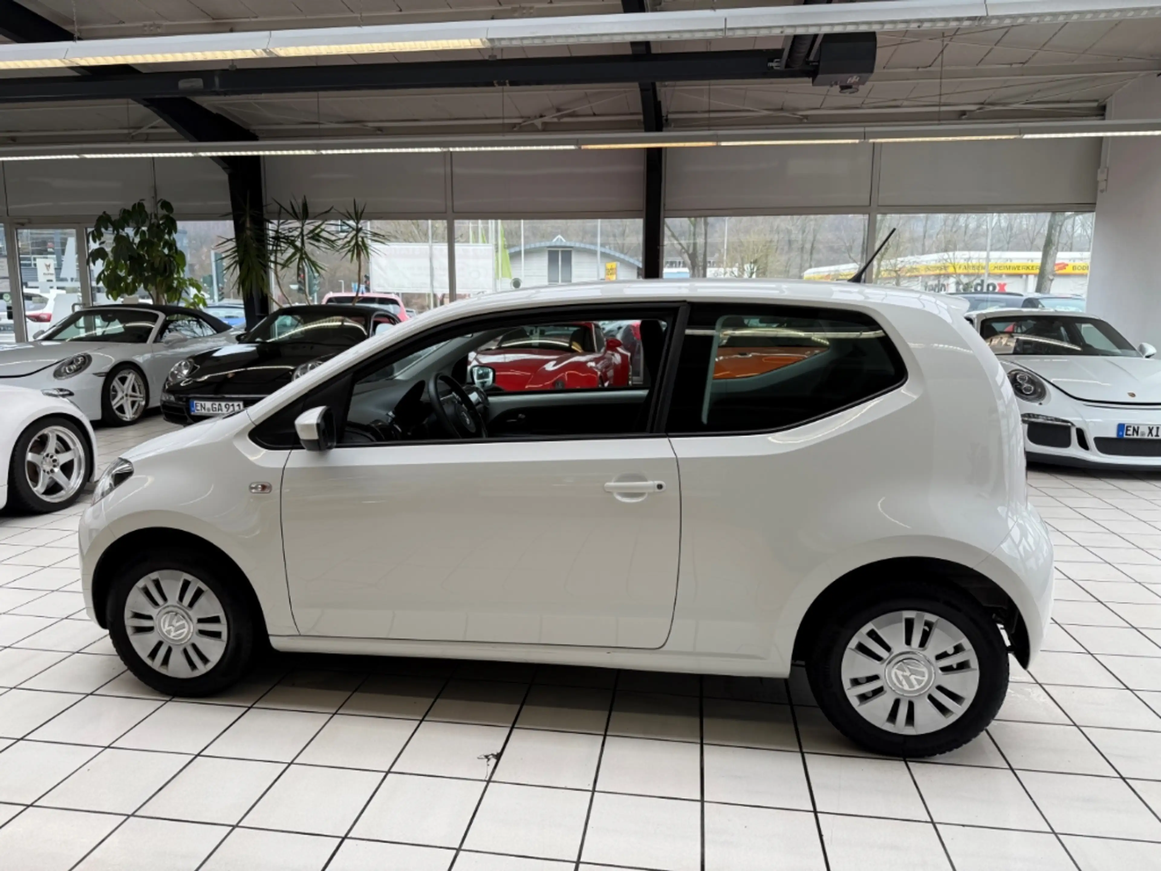 Volkswagen up! move 2.Hand Scheckheft GA Klima teilb.Rücksb AUX M — photo 5