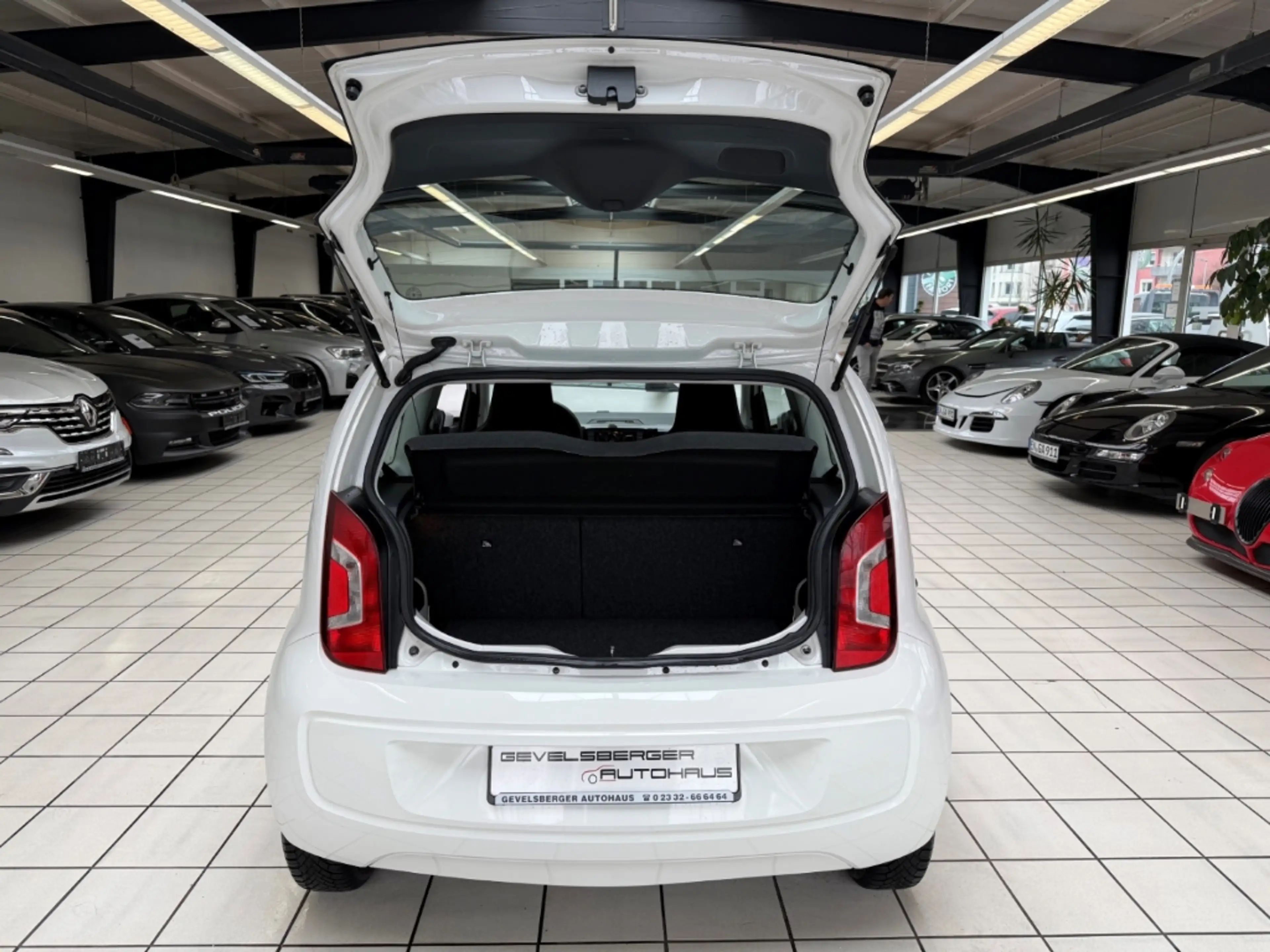 Volkswagen up! move 2.Hand Scheckheft GA Klima teilb.Rücksb AUX M — photo 15