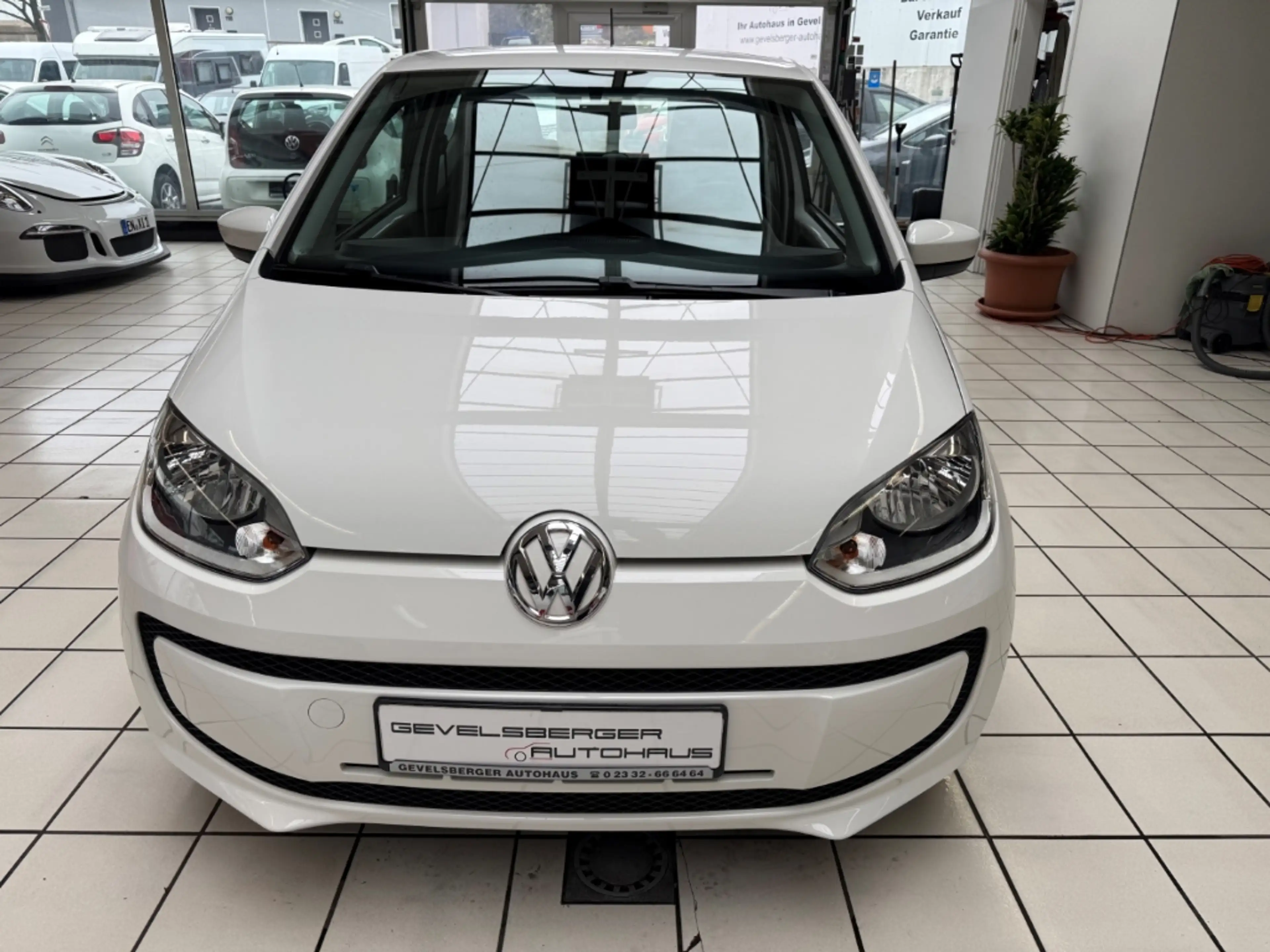 Volkswagen up! move 2.Hand Scheckheft GA Klima teilb.Rücksb AUX M — photo 2