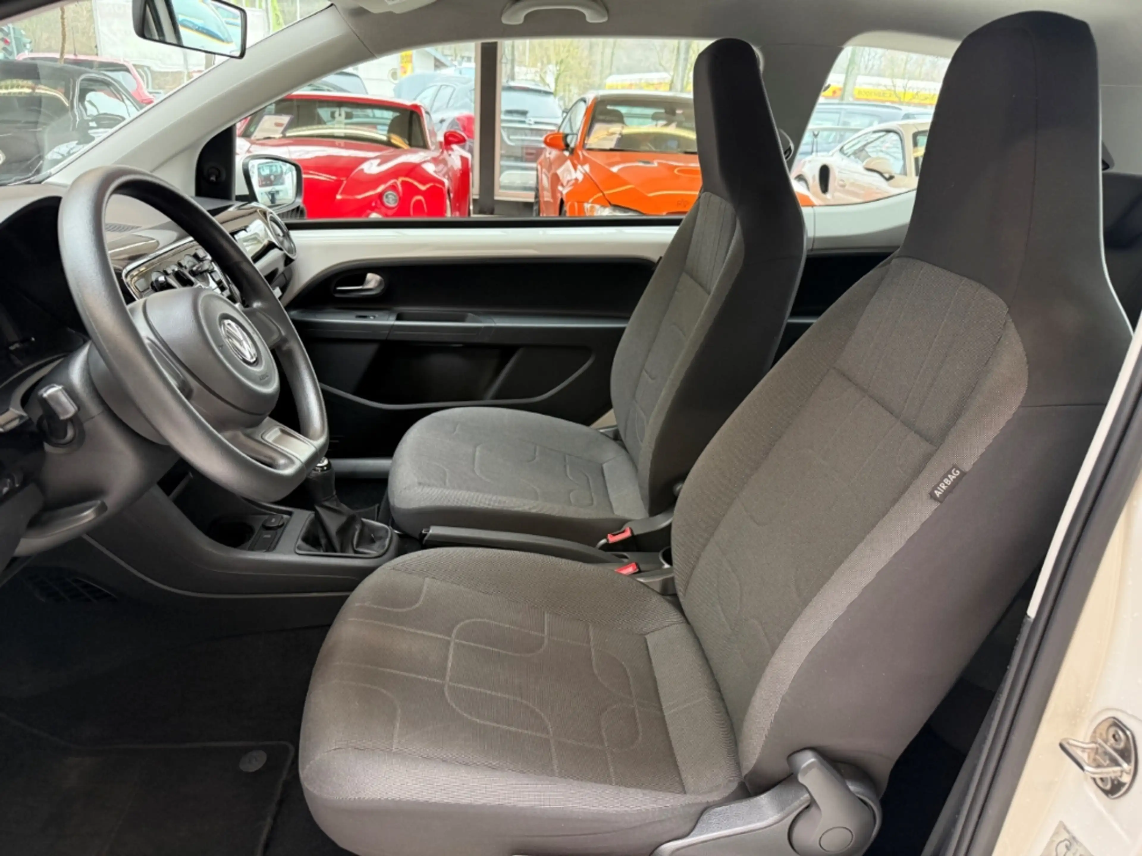 Volkswagen up! move 2.Hand Scheckheft GA Klima teilb.Rücksb AUX M — photo 11