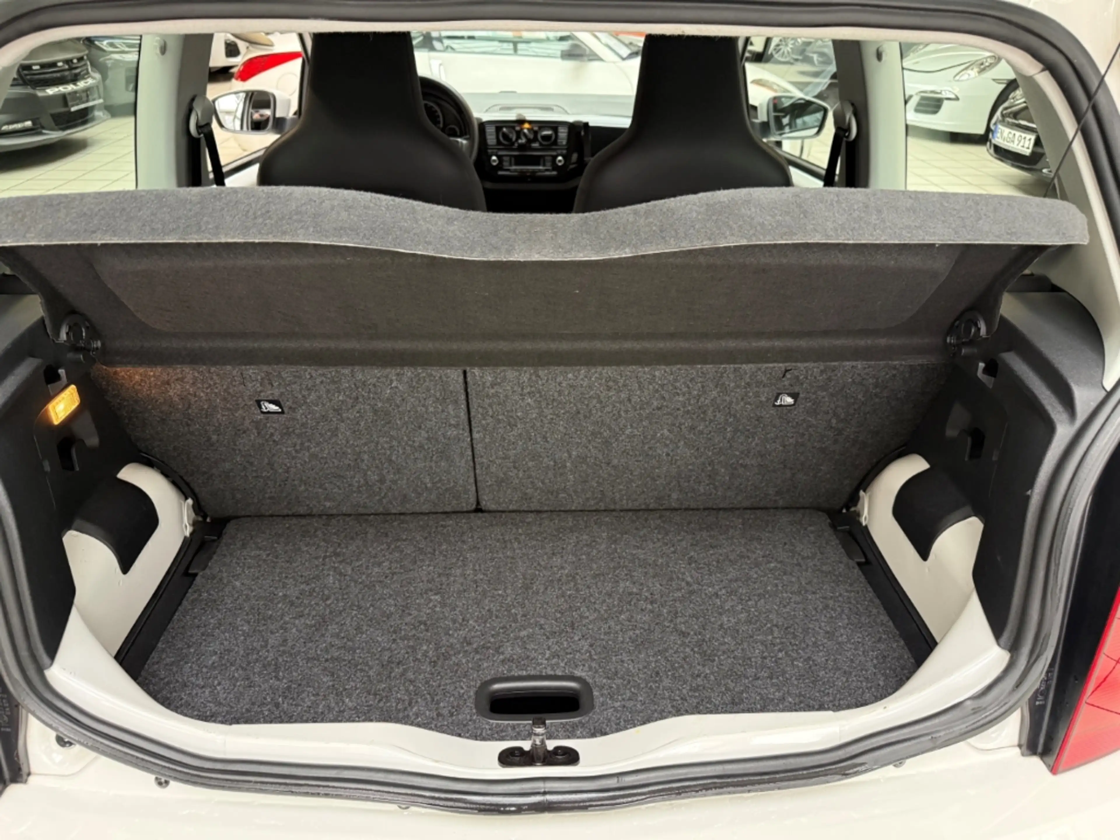 Volkswagen up! move 2.Hand Scheckheft GA Klima teilb.Rücksb AUX M — photo 14