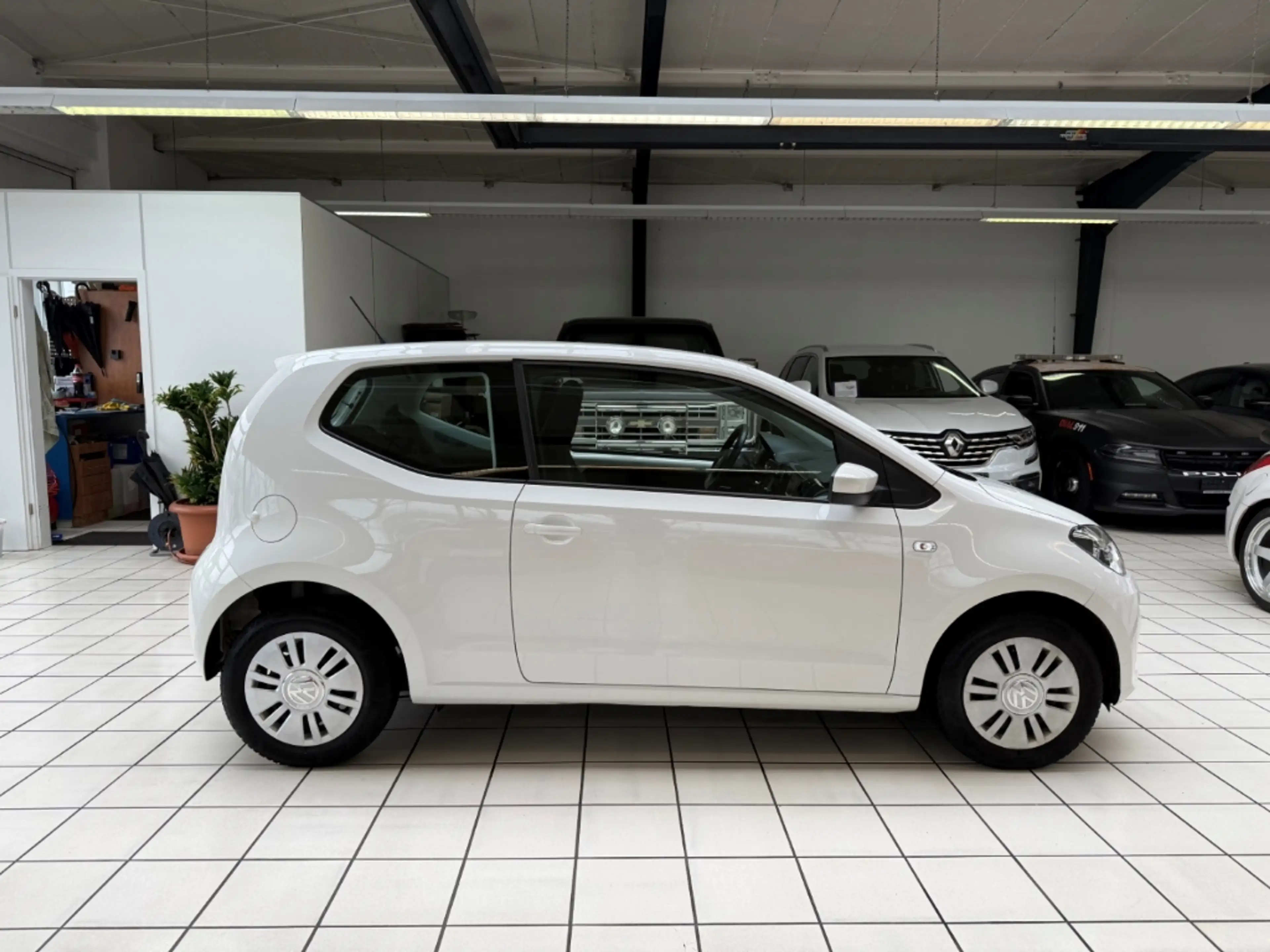 Volkswagen up! move 2.Hand Scheckheft GA Klima teilb.Rücksb AUX M — photo 4