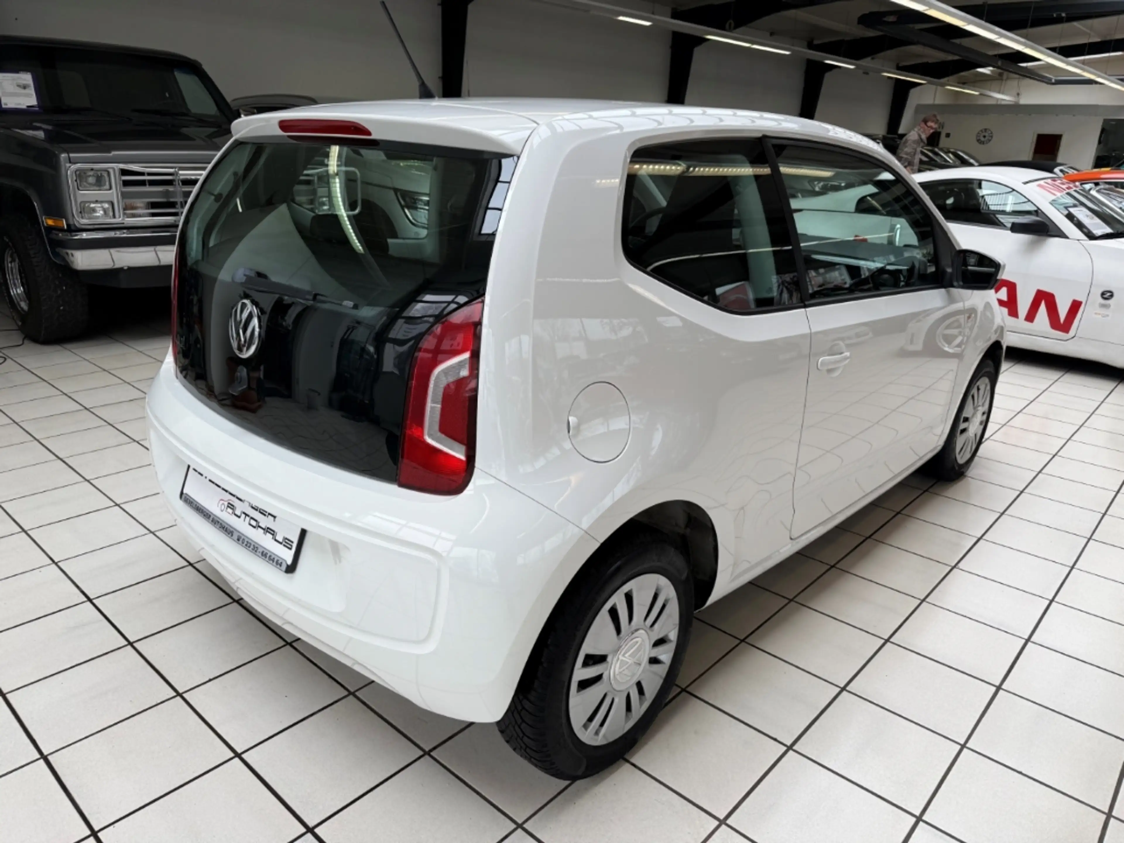 Volkswagen up! move 2.Hand Scheckheft GA Klima teilb.Rücksb AUX M — photo 6