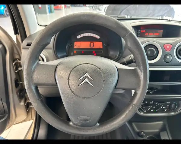 Citroen C3 view 12