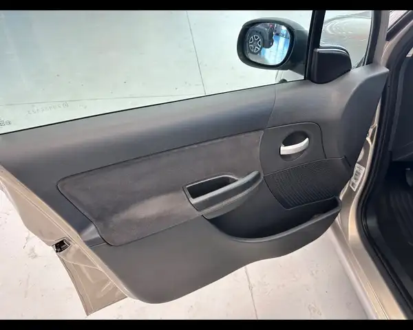 Citroen C3 view 9