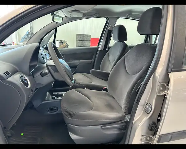 Citroen C3 view 7