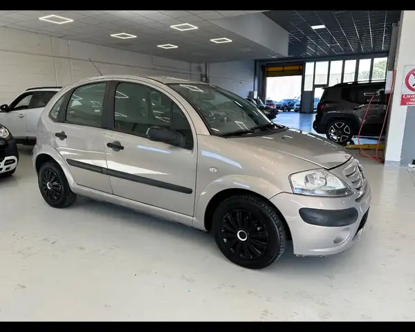 Citroen C3 view 2
