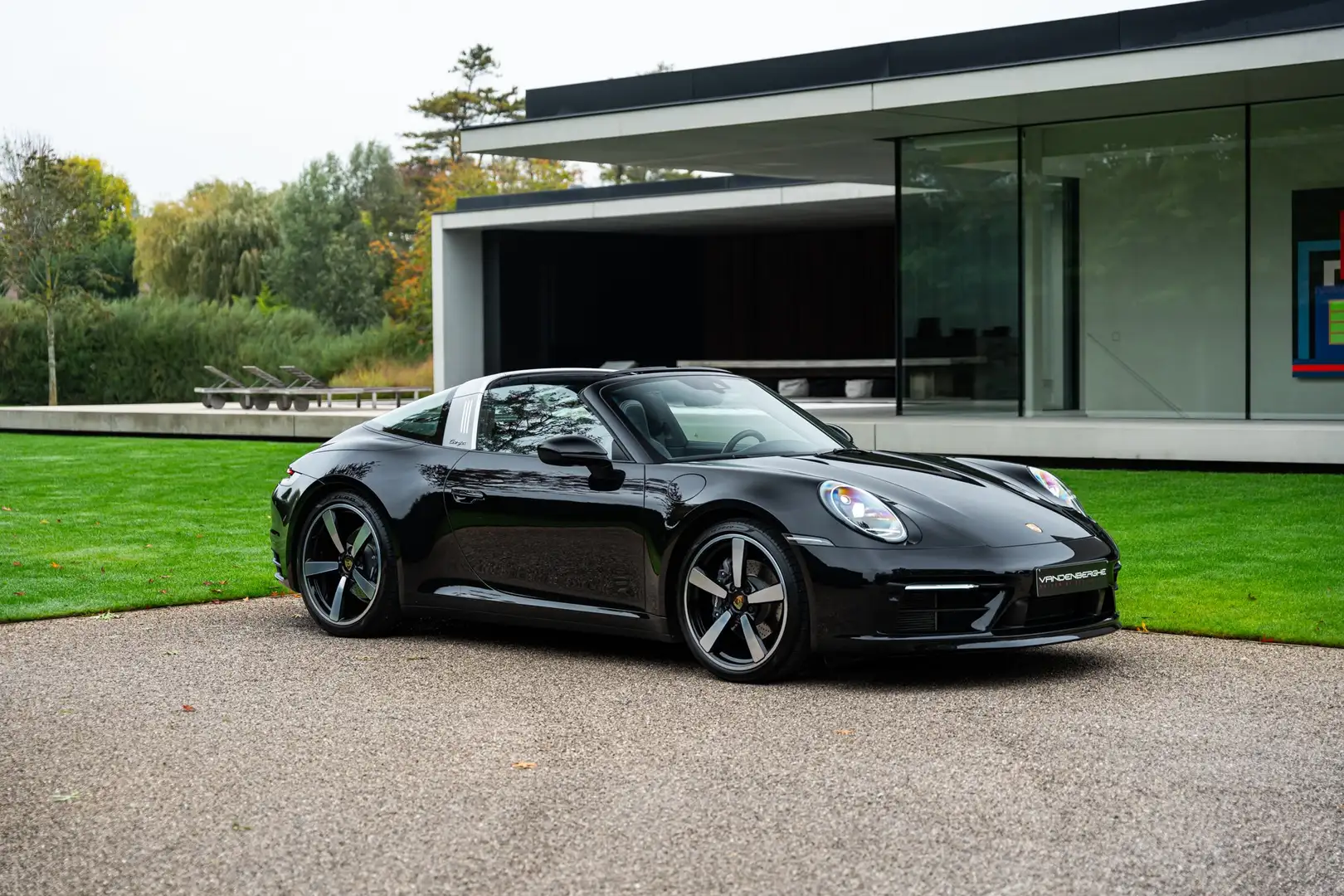 Porsche Targa 4 / 992 / SPORT EXHAUST / LEATHER / BOSE / 18-WAY Zwart - 1