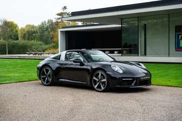 4 / 992 / SPORT EXHAUST / LEATHER / BOSE / 18-WAY