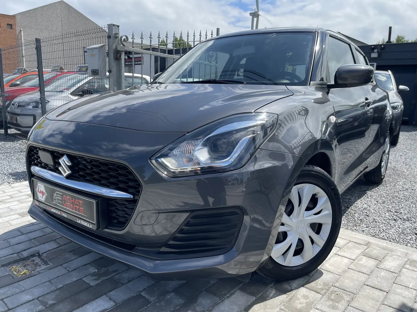 Suzuki Swift 1.2i SHVS GL🔝35.277 km🔝Gar 05/2030 Gris - 1