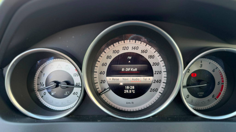 Mercedes-Benz C 200 C 200 CDI BlueEfficiency*TÜV*STH*NAVI* — photo 12