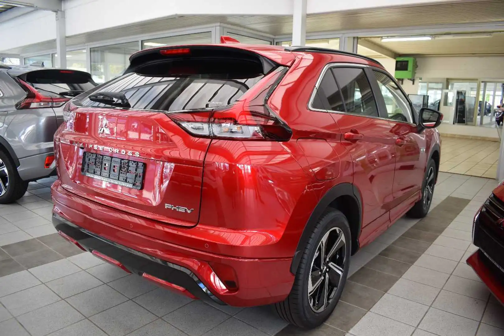Mitsubishi Eclipse Cross Plug-in Hybrid Select 2.4 4WD Rojo - 2