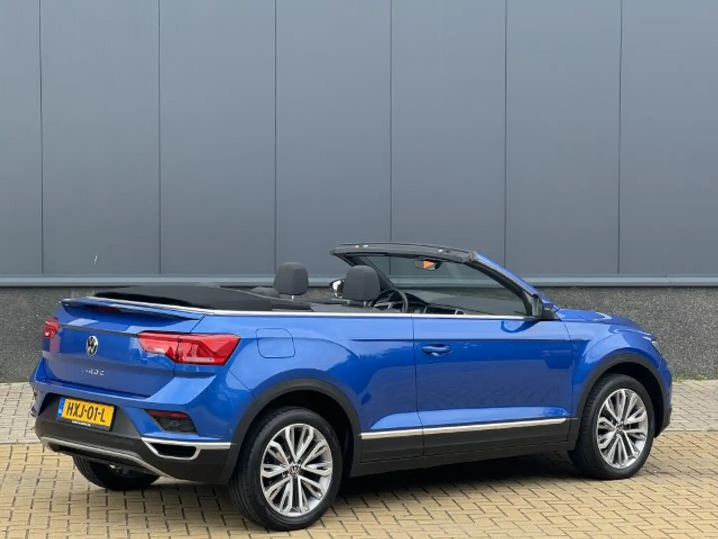 Volkswagen T-Roc Cabrio 1.5 TSI R-Line Navi Ad Cruise Bleu - 2
