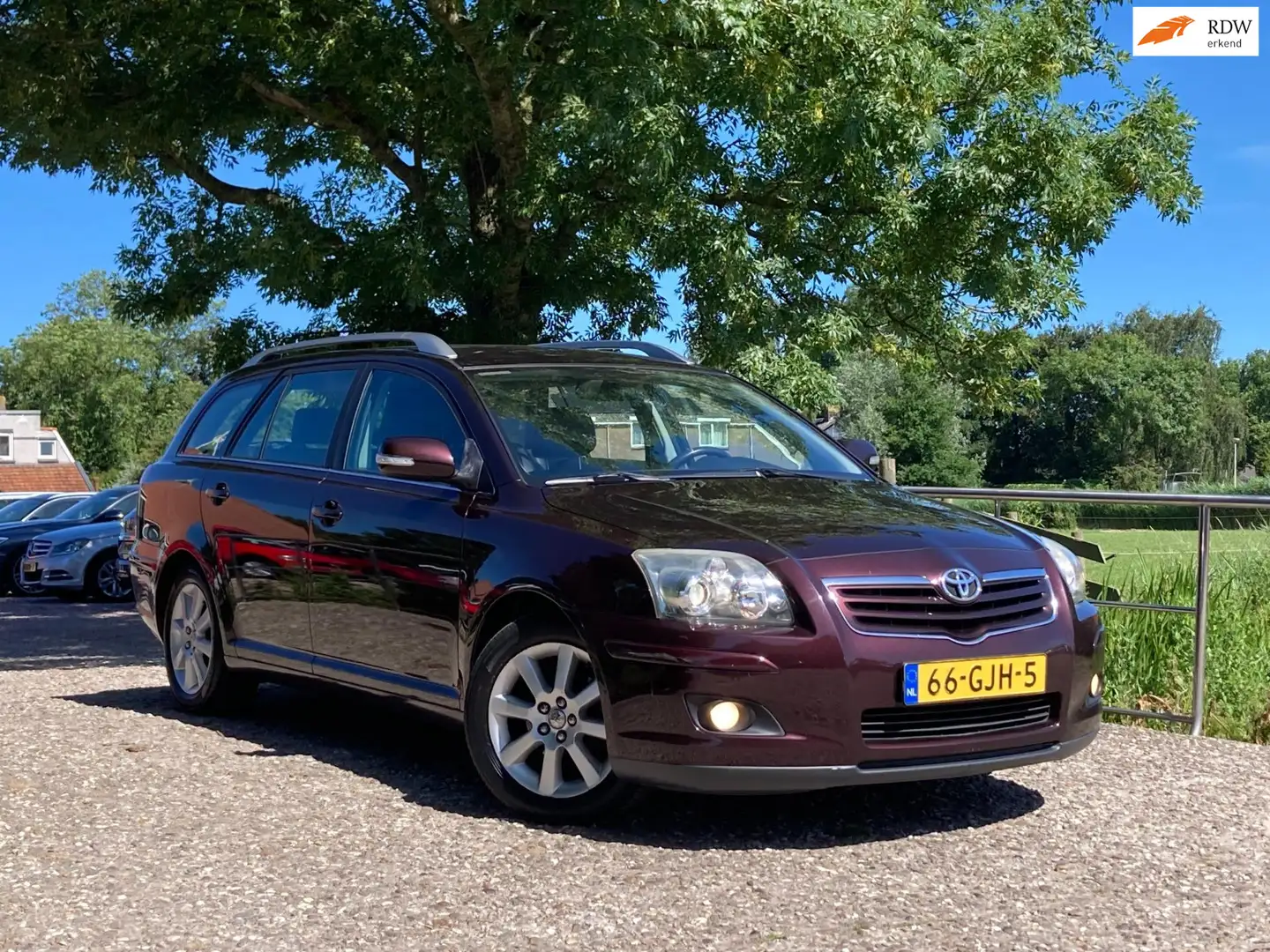 Toyota Avensis Wagon 1.8 VVTi Luna Business | Leder + Clima + Sto Rood - 1